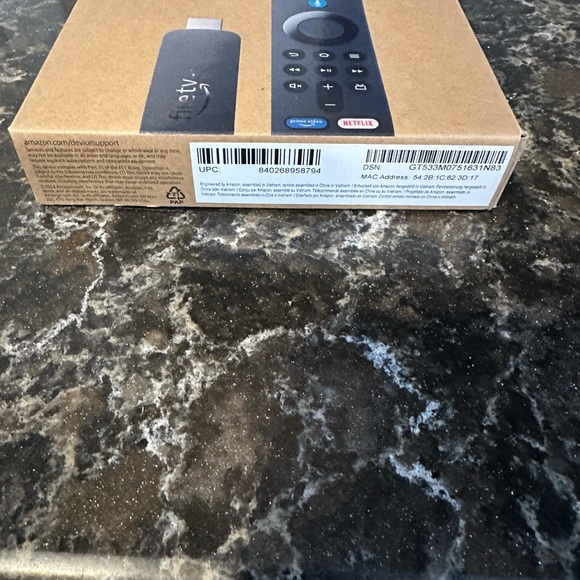 Amazon 4K Streaming Device with Alexa - Picture 3 of 3